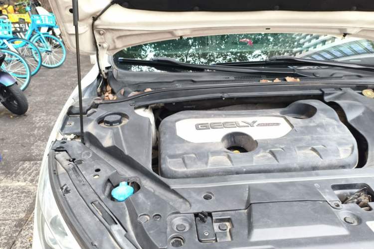 Used Geely Auto Emgrand GL 2017 1.8L DCT Elite Model Engine Bay Right