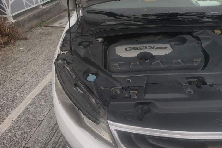 Used Geely Auto Emgrand GL 2017 1.8L DCT Elite Model Engine Bay Right