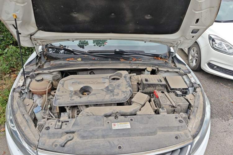 Used Geely Auto Emgrand GL 2017 1.8L DCT Elite Model Engine Bay