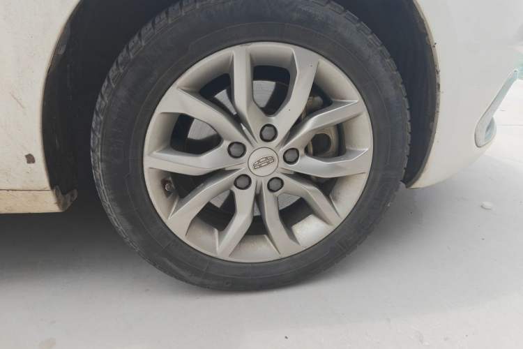 Used Geely Auto Emgrand GL 2017 1.8L DCT Elite Model Exterior 1