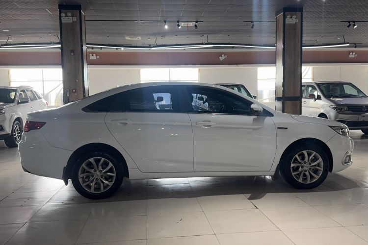 Used Geely Auto Emgrand GL 2017 1.3T DCT Elite Model Exterior 2