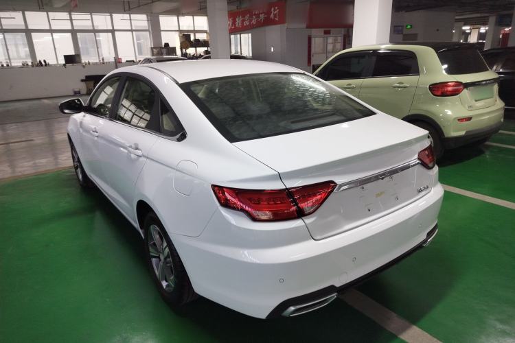 Used Geely Auto Emgrand GL 2017 1.8L DCT Elite Model Exterior 2