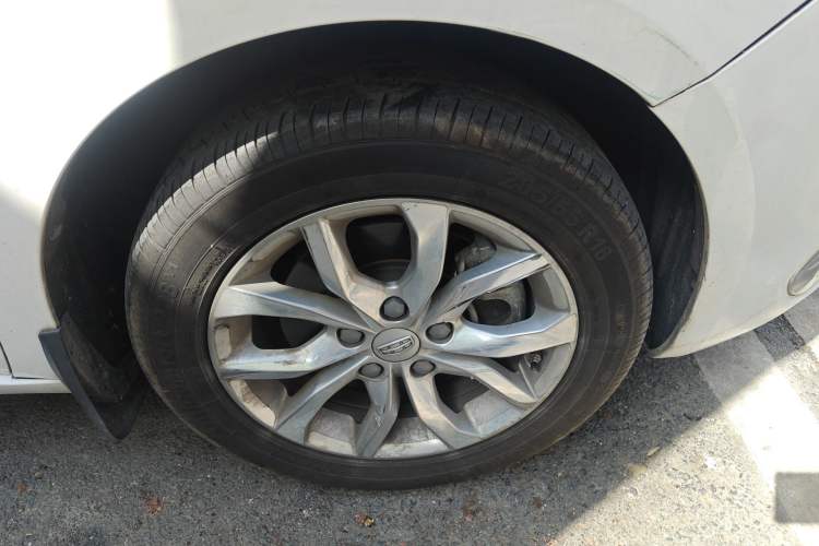 Used Geely Auto Emgrand GL 2017 1.8L DCT Elite Model Exterior 2