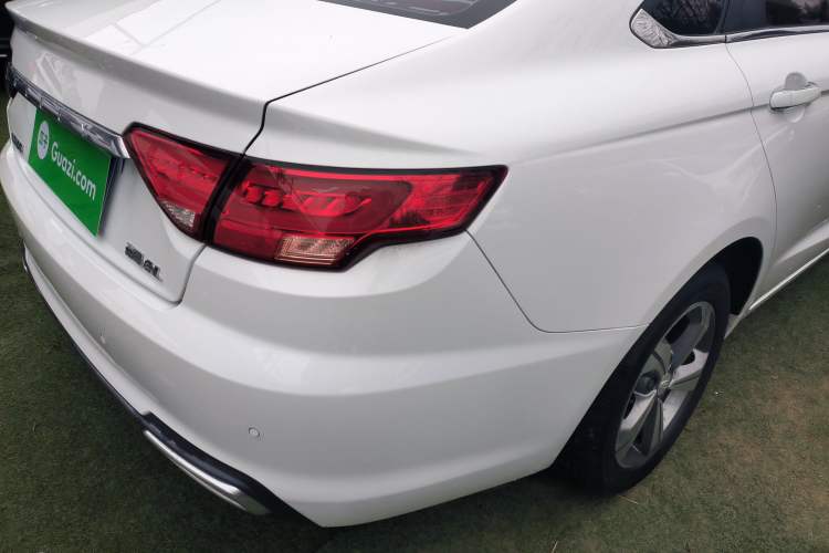 Used Geely Auto Emgrand GL 2017 1.8L Manual Elite Model Exterior 3