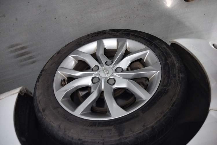 Used Geely Auto Emgrand GL 2017 1.3T DCT Elite Model Exterior 4