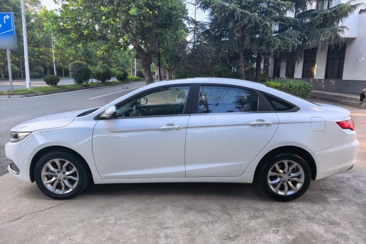 Used Geely Auto Emgrand GL 2017 1.8L DCT Elite Model Exterior 4