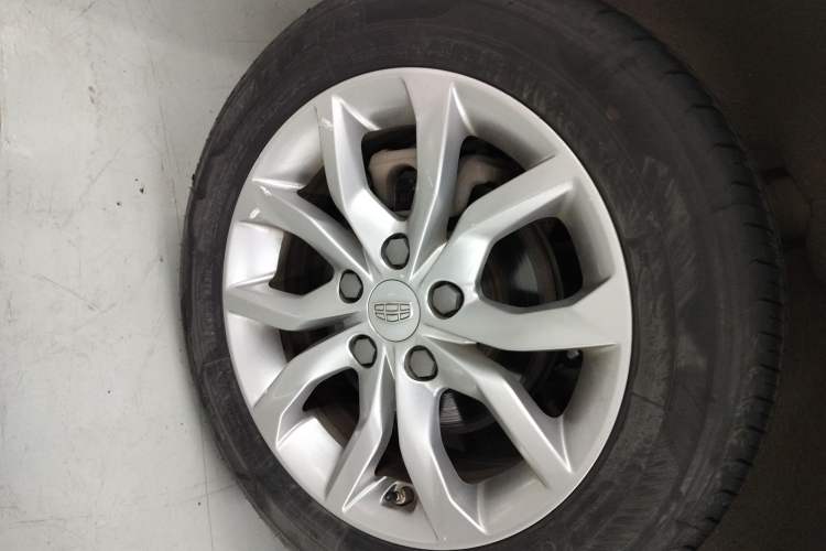 Used Geely Auto Emgrand GL 2017 1.3T DCT Elite Model Exterior 5