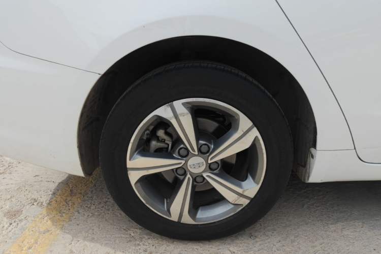 Used Geely Auto Emgrand GL 2017 1.8L DCT Elite Model Exterior 5