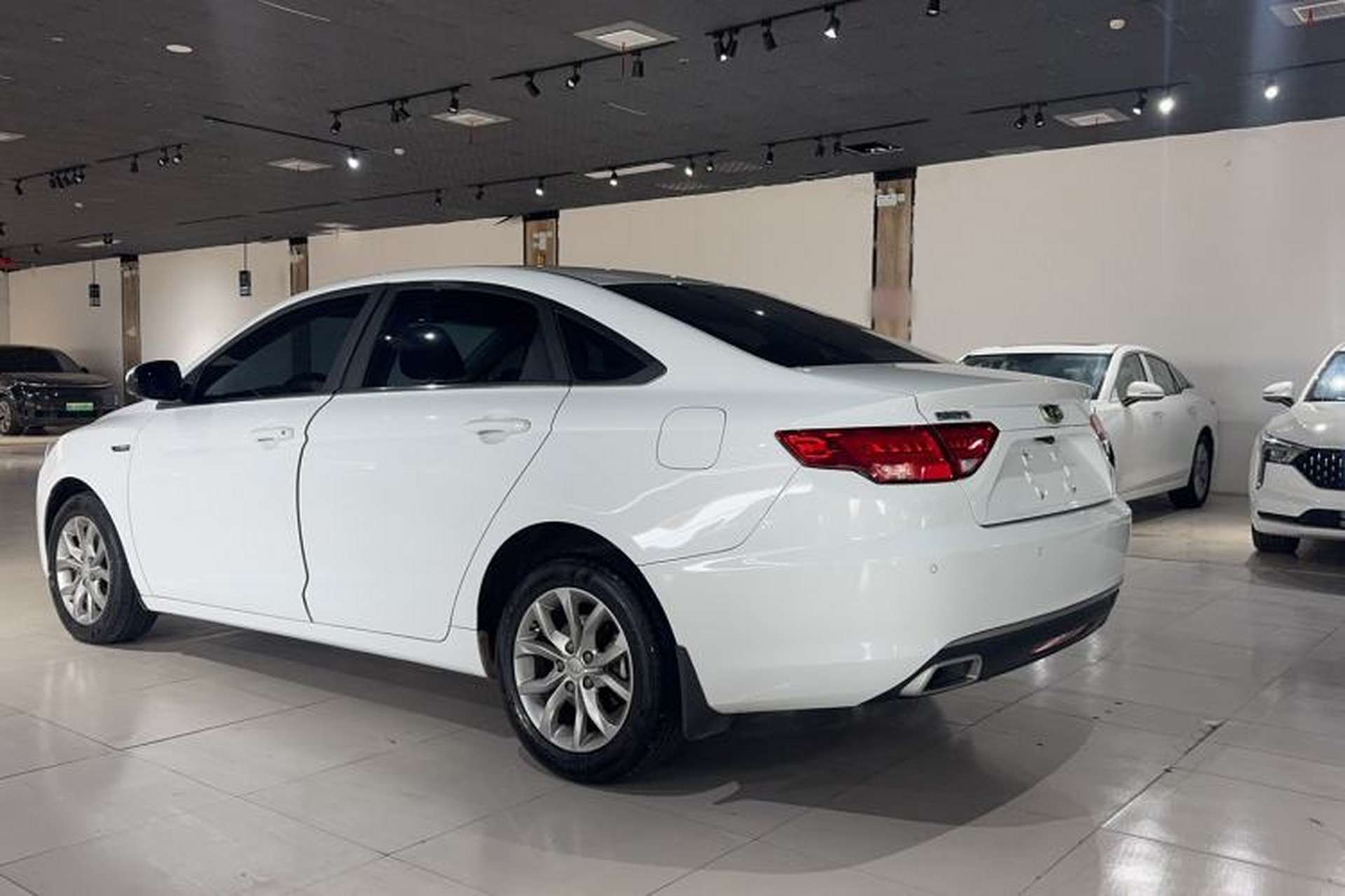 Used Geely Auto Emgrand GL 2017 1.3T DCT Elite Model Exterior 7