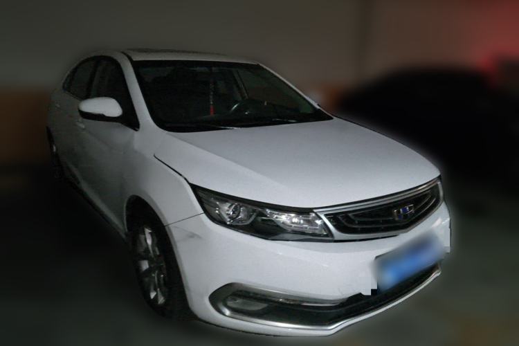 Used Geely Auto Emgrand GL 2017 1.8L DCT Elite Model Front Right 45 Deg