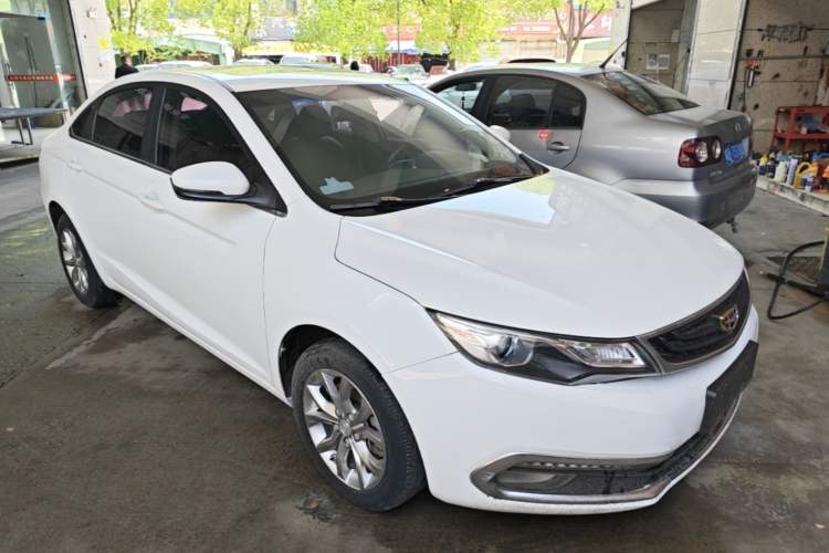 Used Geely Auto Emgrand GL 2017 1.8L DCT Elite Model Front Right 45 Deg