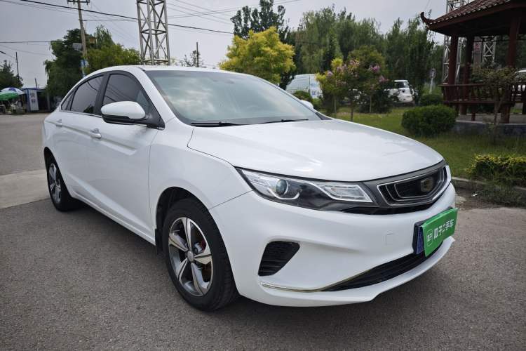 Used Geely Auto Emgrand GL 2017 1.8L DCT Elite Model Front Right 45 Deg
