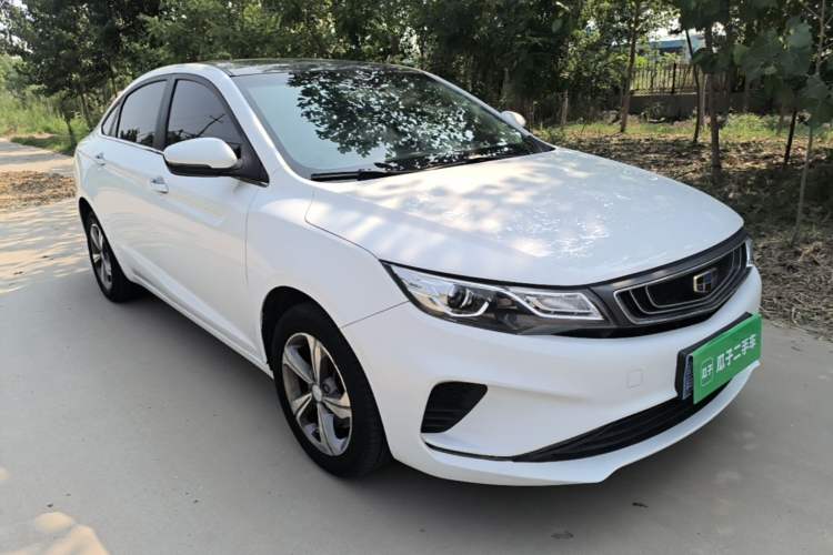 Used Geely Auto Emgrand GL 2017 1.8L DCT Elite Model Front Right 45 Deg