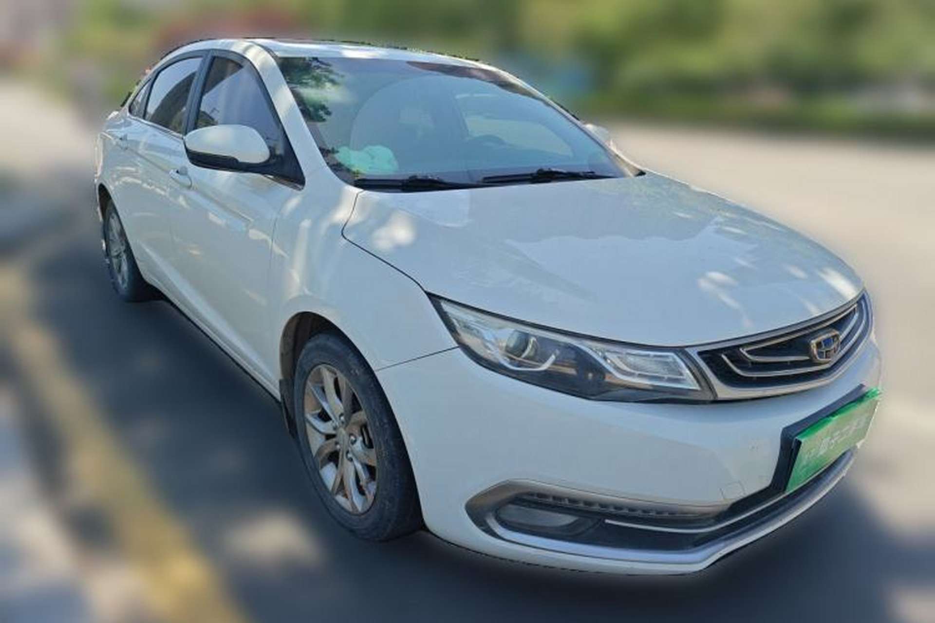 Used Geely Auto Emgrand GL 2017 1.8L Manual Elite Model Front Right 45 Deg