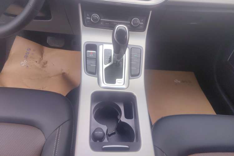 Used Geely Auto Emgrand GL 2017 1.3T DCT Luxury Model Gear Lever