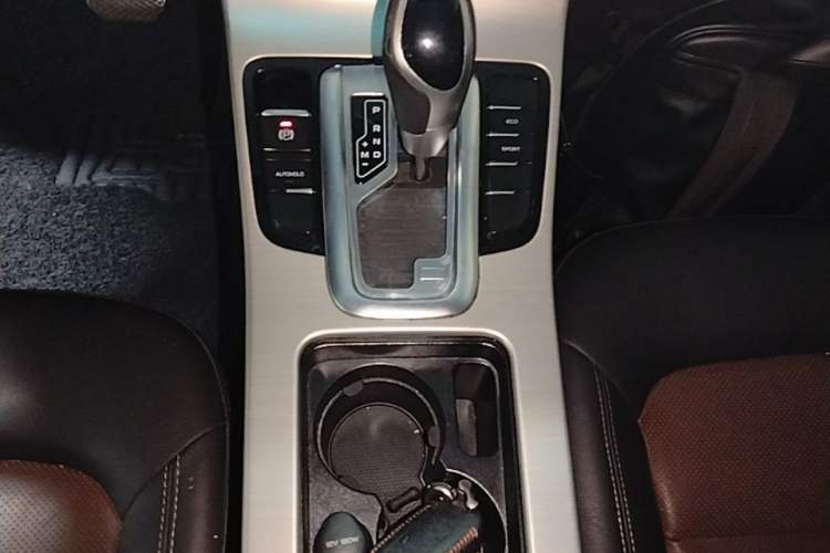 Used Geely Auto Emgrand GL 2017 1.3T DCT Luxury Model Gear Lever