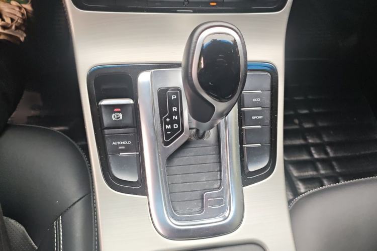 Used Geely Auto Emgrand GL 2017 1.3T DCT Elite Model Gear Lever