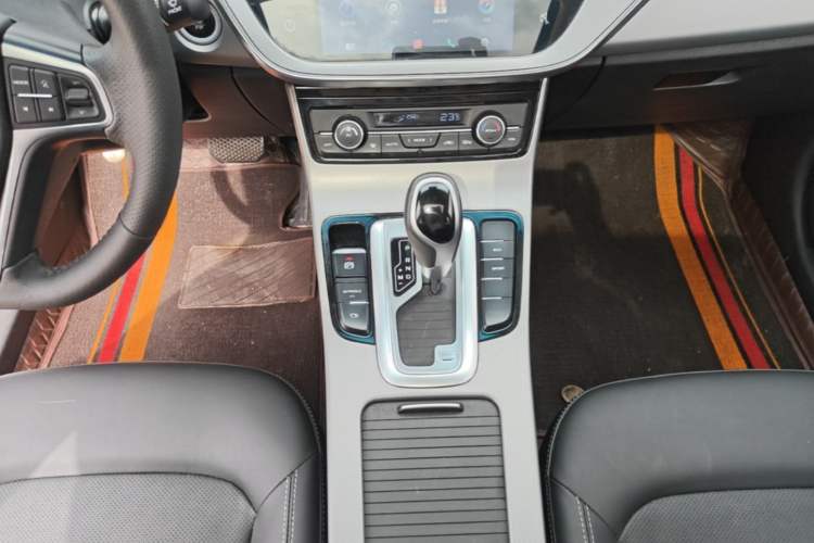 Used Geely Auto Emgrand GL 2017 1.8L DCT Elite Model Gear Lever