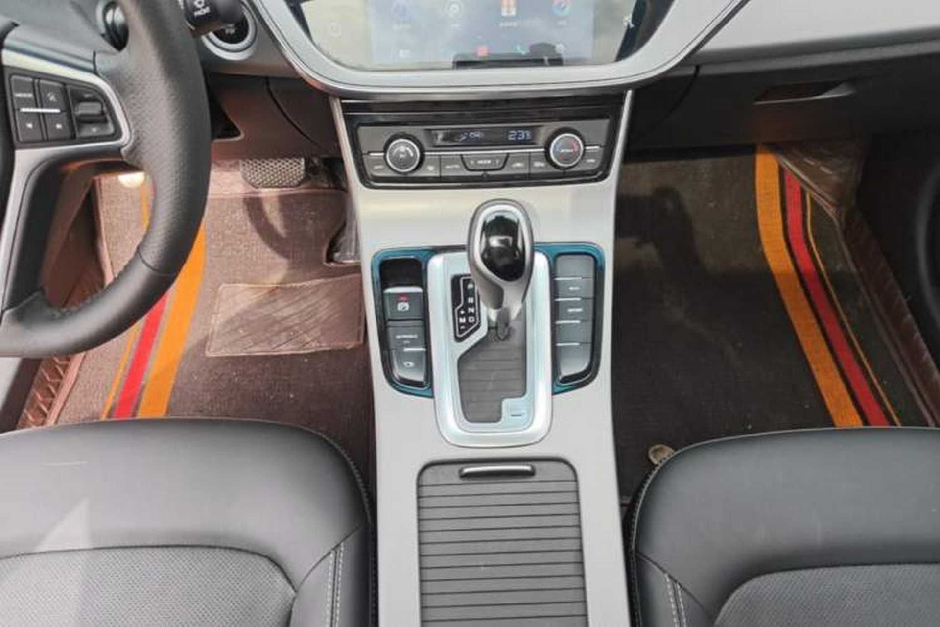 Used Geely Auto Emgrand GL 2017 1.8L DCT Elite Model Gear Lever
