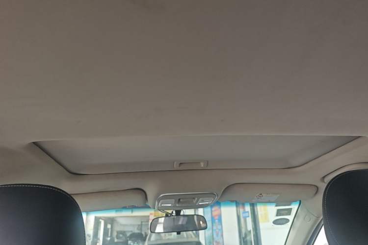 Used Geely Auto Emgrand GL 2017 1.8L Manual Elite Model Headliner