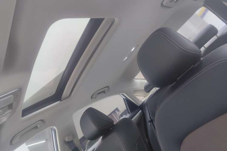 Used Geely Auto Emgrand GL 2017 1.3T DCT Luxury Model Headliner