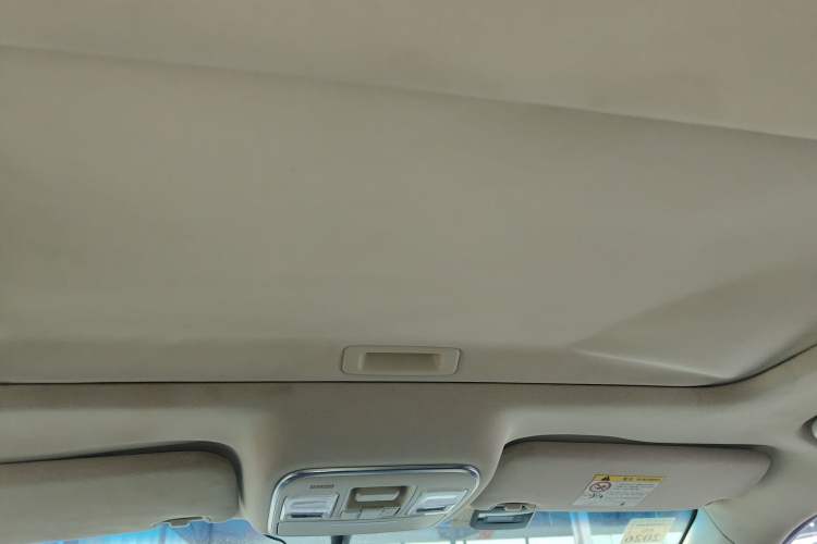 Used Geely Auto Emgrand GL 2017 1.8L Manual Elite Model Headliner
