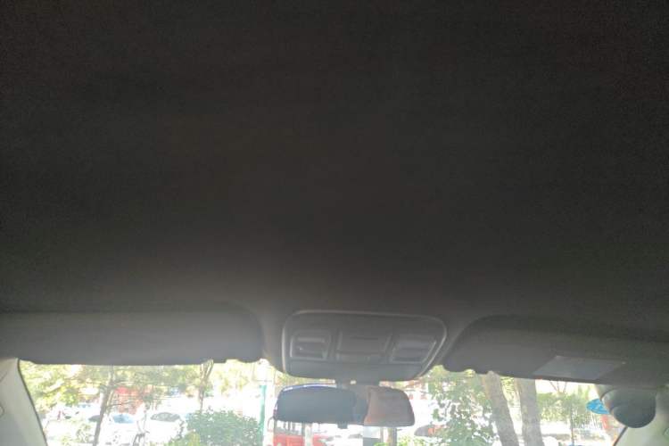 Used Geely Auto Emgrand GL 2017 1.8L Manual Entry-Level Model Headliner