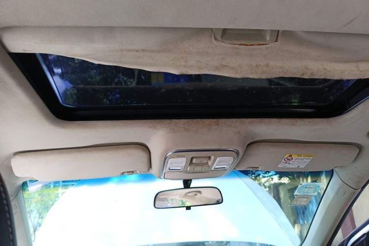 Used Geely Auto Emgrand GL 2017 1.8L Manual Elite Model Headliner