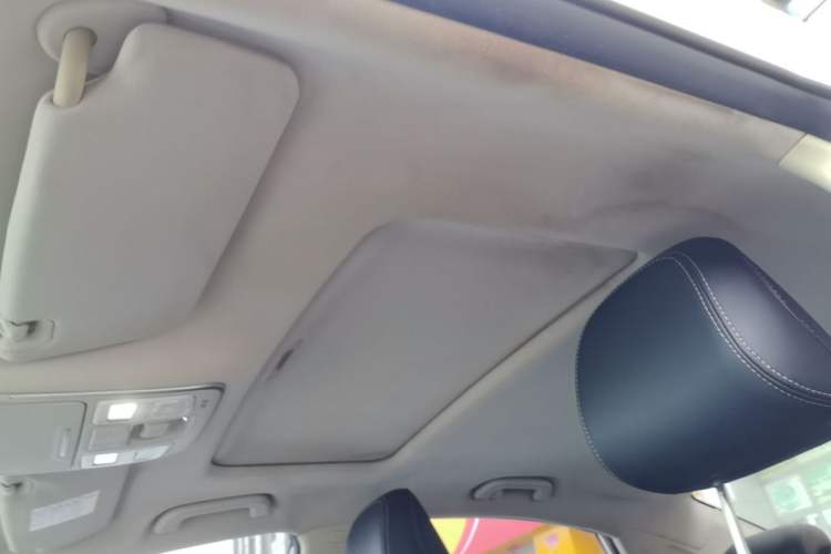 Used Geely Auto Emgrand GL 2017 1.8L DCT Elite Model Headliner
