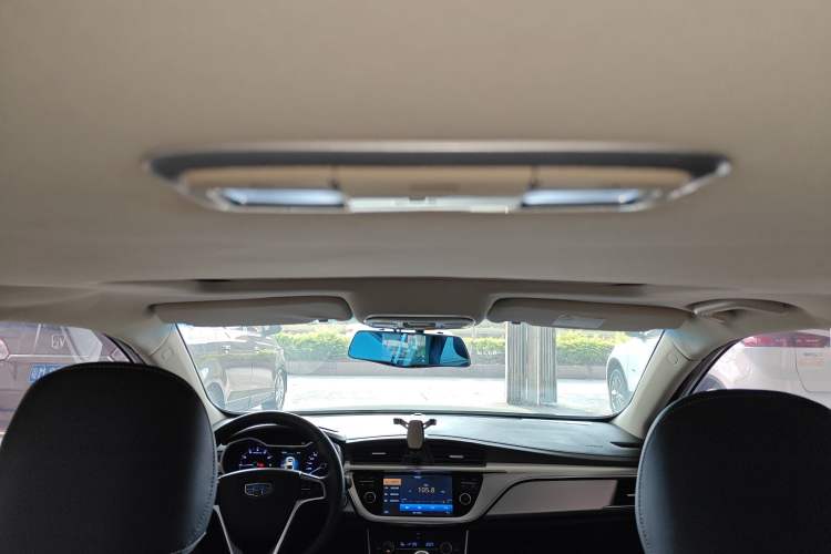 Used Geely Auto Emgrand GL 2017 1.8L DCT Elite Model Headliner