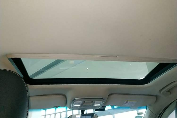Used Geely Auto Emgrand GL 2017 1.3T DCT Luxury Model Headliner