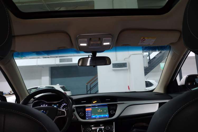 Used Geely Auto Emgrand GL 2017 1.3T DCT Elite Model Headliner