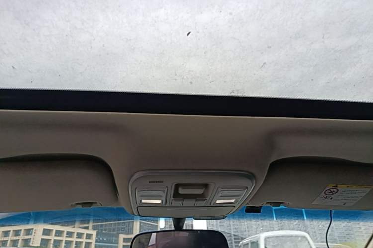 Used Geely Auto Emgrand GL 2017 1.8L Manual Entry-Level Model Headliner
