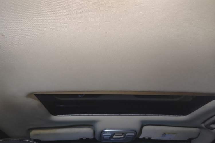 Used Geely Auto Emgrand GL 2017 1.3T DCT Elite Model Headliner
