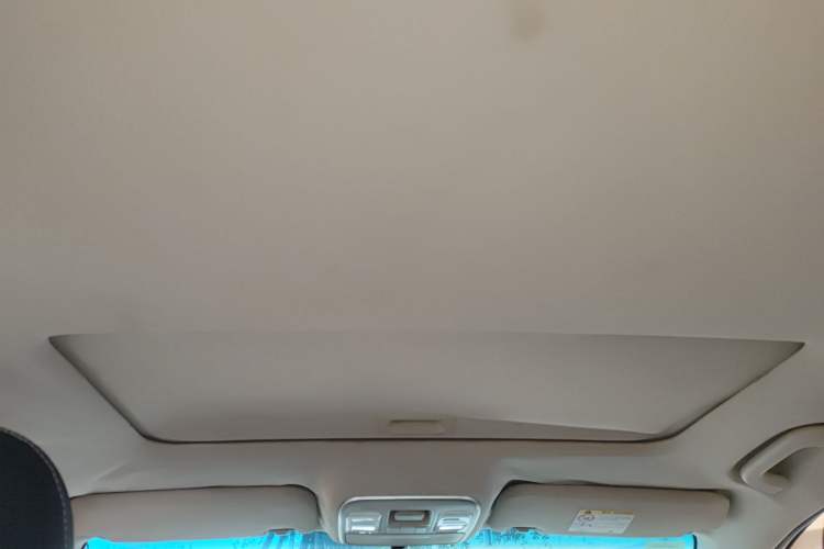 Used Geely Auto Emgrand GL 2017 1.3T DCT Elite Model Headliner