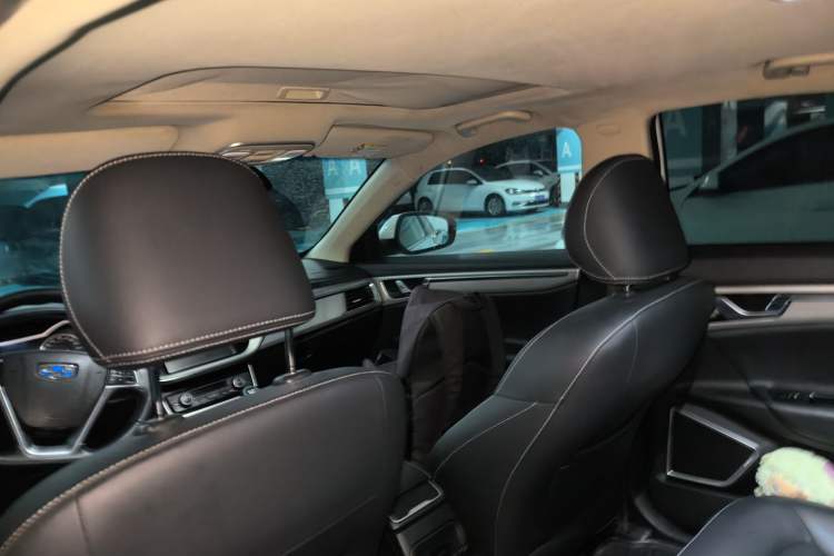 Used Geely Auto Emgrand GL 2017 1.8L Manual Elite Model Headliner