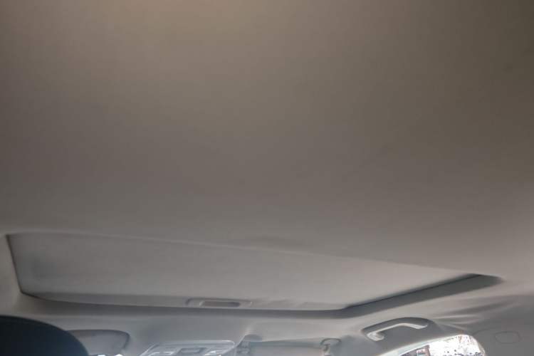 Used Geely Auto Emgrand GL 2017 1.8L Manual Elite Model Headliner