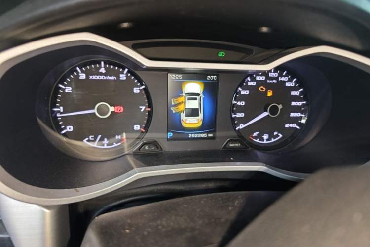 Used Geely Auto Emgrand GL 2017 1.8L DCT Elite Model Instrument Cluster