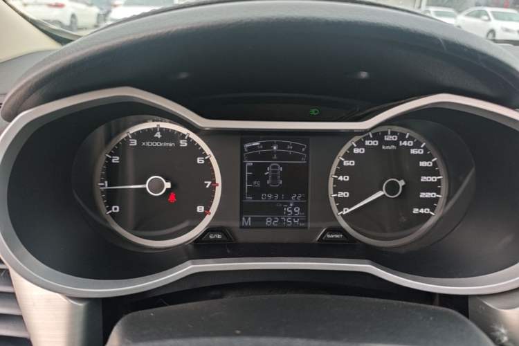 Used Geely Auto Emgrand GL 2017 1.8L Manual Elite Model Instrument Cluster