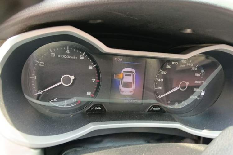 Used Geely Auto Emgrand GL 2017 1.8L DCT Elite Model Instrument Cluster