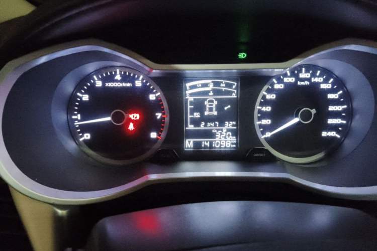 Used Geely Auto Emgrand GL 2017 1.8L Manual Elite Model Instrument Cluster