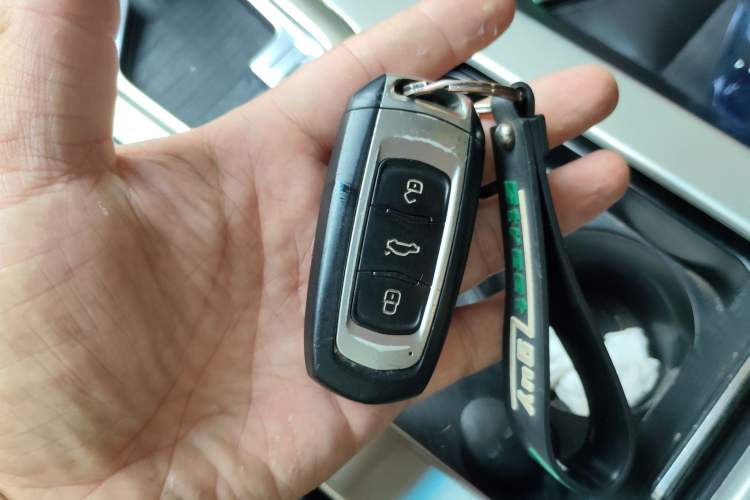 Used Geely Auto Emgrand GL 2017 1.3T DCT Elite Model Interior 1