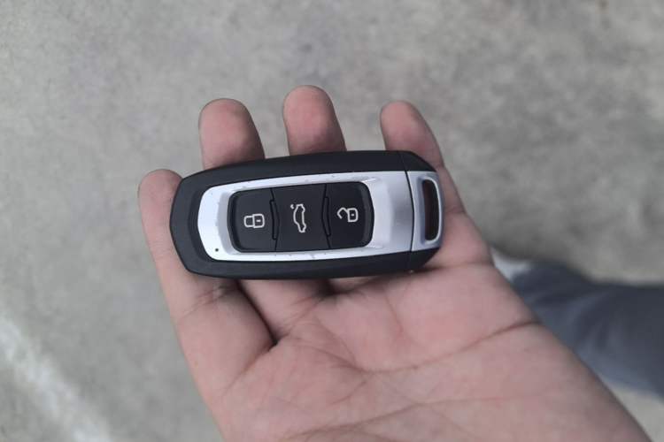 Used Geely Auto Emgrand GL 2017 1.8L DCT Elite Model Interior 1