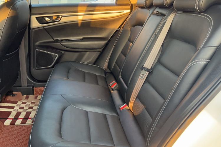 Used Geely Auto Emgrand GL 2017 1.8L Manual Elite Model Interior 2