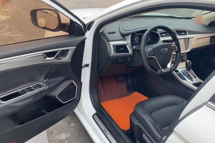 Used Geely Auto Emgrand GL 2017 1.3T DCT Elite Model Interior 3