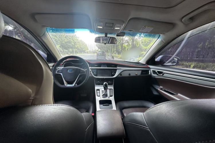 Used Geely Auto Emgrand GL 2017 1.3T DCT Luxury Model Interior 3