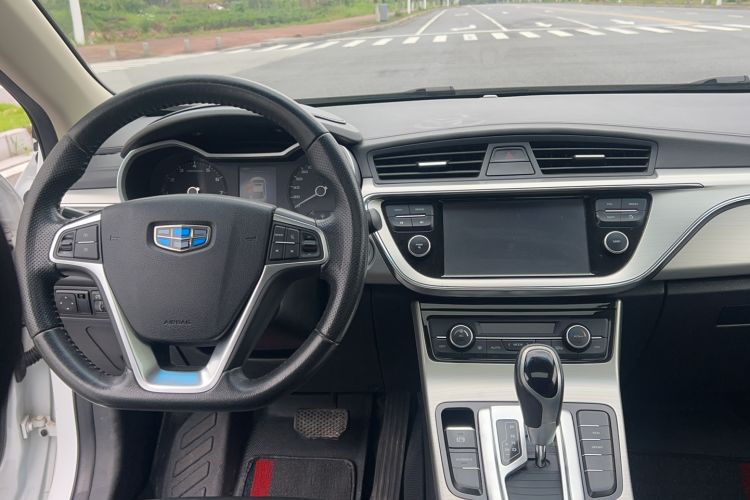 Used Geely Auto Emgrand GL 2017 1.3T DCT Elite Model Interior 7