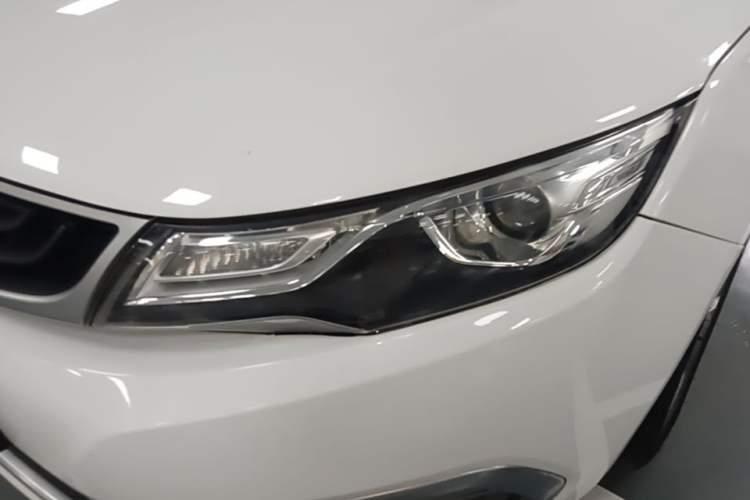Used Geely Auto Emgrand GL 2017 1.3T DCT Elite Model Left Front Headlight