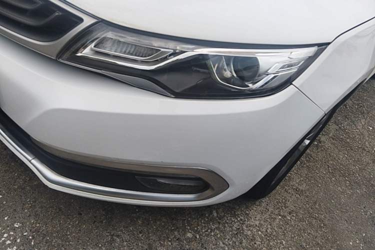 Used Geely Auto Emgrand GL 2017 1.3T Manual Elite Model Left Front Headlight