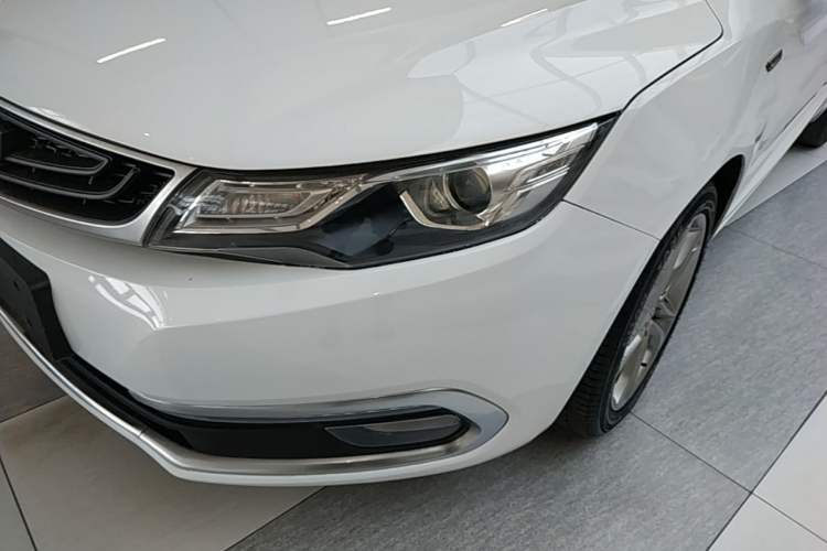 Used Geely Auto Emgrand GL 2017 1.3T DCT Luxury Model Left Front Headlight